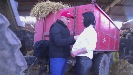 Dirty cheap village whore gets mouthfucked by farm man quite hard