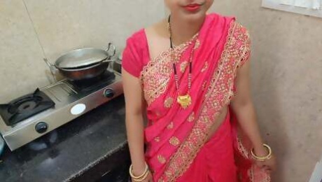 Hot indian desi bhabhi ko phali baar choda muskaan bhabhi ki newly Saadi ke baad boyfriend ne badroom me choda mms leak